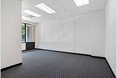 [Address not provided], Lisle, IL 60532 - Photo 7