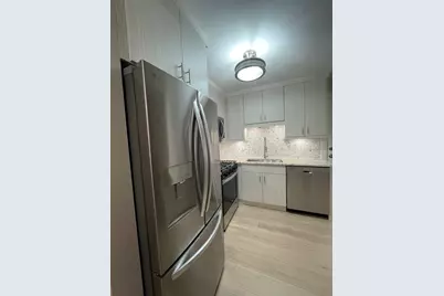 8511 S Parkside Avenue, Burbank, IL 60459 - Photo 5