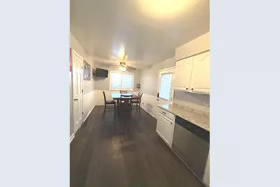 12704 S Muskegon Avenue, Chicago, IL 60633 - Photo 9