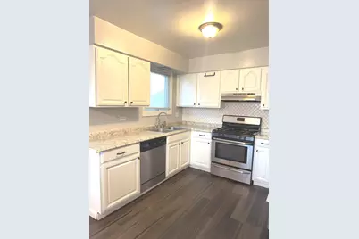 12704 S Muskegon Avenue, Chicago, IL 60633 - Photo 7