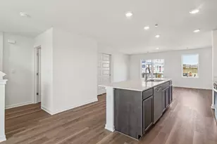 911 Briar Gln Ct, Hampshire, IL 60140 - Photo 5