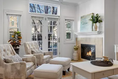 1645 W Wolfram Street #1, Chicago, IL 60657 - Photo 5