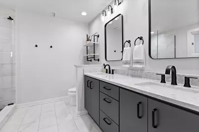 1645 W Wolfram Street #1, Chicago, IL 60657 - Photo 21