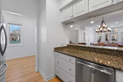 1645 W Wolfram Street #1, Chicago, IL 60657 - Photo 13