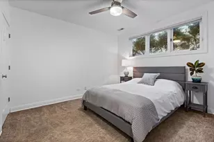 1645 W Wolfram St, Chicago, IL 60657 - Photo 25