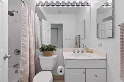 1645 W Wolfram Street #1, Chicago, IL 60657 - Photo 29