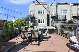 1645 W Wolfram St, Chicago, IL 60657 - Photo 31