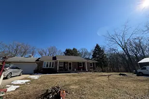 952 N Linden Ave, Decatur, IL 62522 - Photo 3