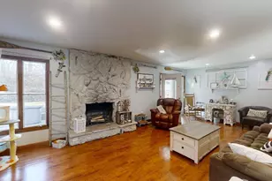 952 N Linden Ave, Decatur, IL 62522 - Photo 9