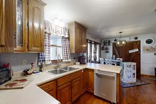 952 N Linden Ave, Decatur, IL 62522 - Photo 17