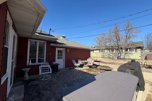 952 N Linden Ave, Decatur, IL 62522 - Photo 5