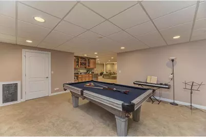 1061 Sean Circle, Darien, IL 60561 - Photo 37