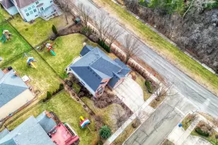 1061 Sean Cir, Darien, IL 60561 - Photo 47