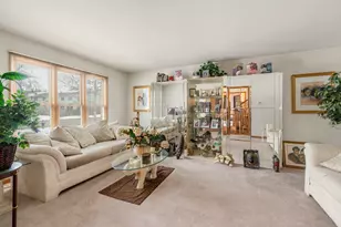 156 Winston Dr, Bolingbrook, IL 60440 - Photo 3