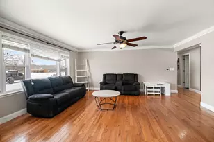 1224 W Hawkins St, Kankakee, IL 60901 - Photo 3