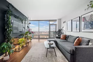 100 E 14th St, Chicago, IL 60605 - Photo 3