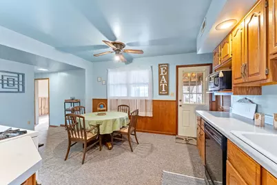 426 7th Street Court E, Milan, IL 61264 - Photo 7