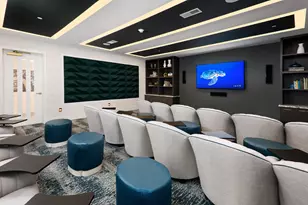 555 Lakeview Pkwy, Vernon Hills, IL 60061 - Photo 9