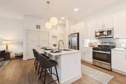 555 Lakeview Parkway #000, Vernon Hills, IL 60061 - Photo 3