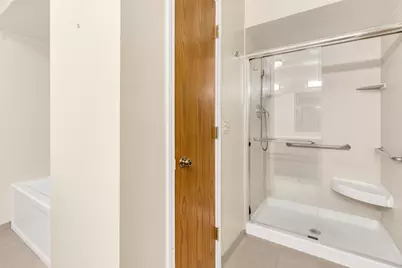 129 Acacia Circle #106E, Indian Head Park, IL 60525 - Photo 19