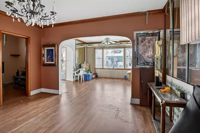 8330 S Essex Avenue, Chicago, IL 60617 - Photo 9