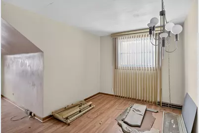 8330 S Essex Avenue, Chicago, IL 60617 - Photo 19