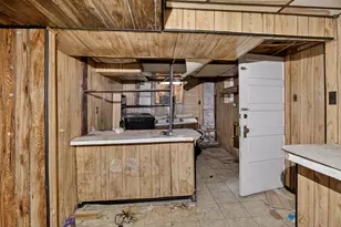 8330 S Essex Ave, Chicago, IL 60617 - Photo 33