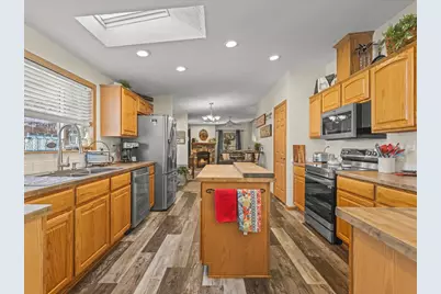 5644 Buttercup Lane, Machesney Park, IL 61115 - Photo 13