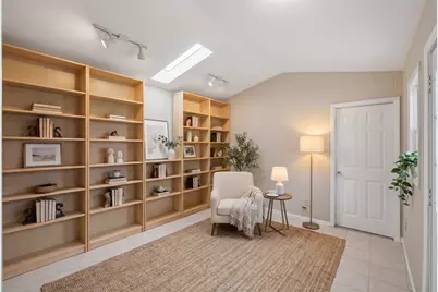 5611 S Quincy Street S, Hinsdale, IL 60521 - Photo 9