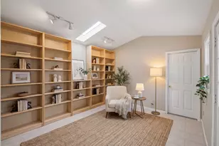 5611 S Quincy Street S, Hinsdale, IL 60521 - Photo 9