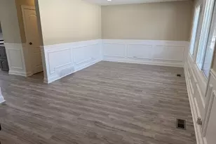 5583 Carmel Dr, Hanover Park, IL 60133 - Photo 7