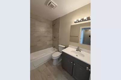 5583 Carmel Drive, Hanover Park, IL 60133 - Photo 15