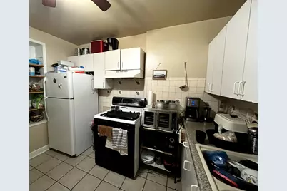 4265 W Montrose Avenue, Chicago, IL 60641 - Photo 3