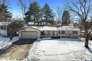 4307 Tallwood Ave, Rockford, IL 61114 - Photo 3