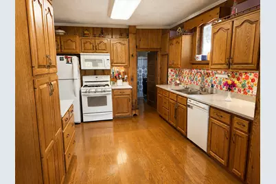 200 W McHaney Street W, Harrisburg, IL 62946 - Photo 9