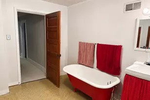 200 W McHaney Street W, Harrisburg, IL 62946 - Photo 21