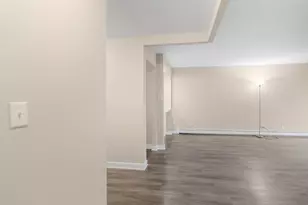 1004 N Mill St, Naperville, IL 60563 - Photo 11