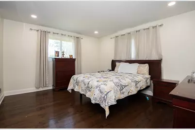 9909 N Huber Lane, Niles, IL 60714 - Photo 23