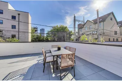 1363 W Hubbard Street #1, Chicago, IL 60642 - Photo 31