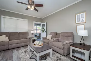 1037 22nd St, Rock Island, IL 61201 - Photo 7