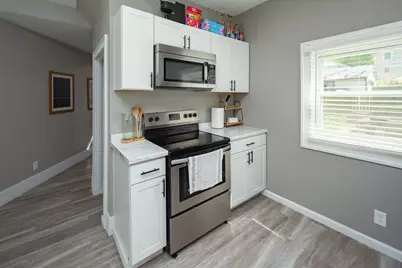 1037 22nd Street, Rock Island, IL 61201 - Photo 9