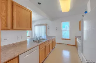 3214 Harness Ln, Grayslake, IL 60030 - Photo 7