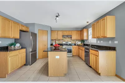 1122 Waverly Drive, Lake Villa, IL 60046 - Photo 11