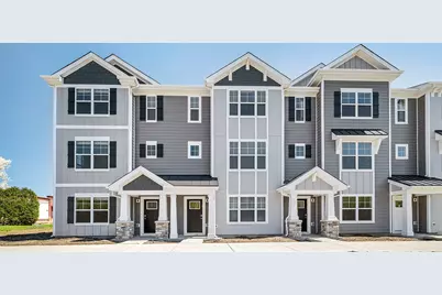 565 Yosemite Way, Mundelein, IL 60060 - Photo 1