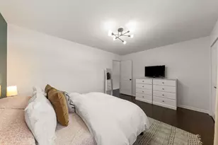 833 Parkside Dr, Wheaton, IL 60187 - Photo 11