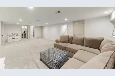 833 Parkside Drive, Wheaton, IL 60187 - Photo 17