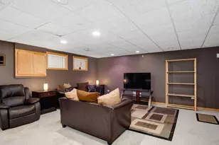 13 Iliad Dr, Tinley Park, IL 60477 - Photo 21