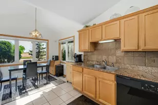 13 Iliad Dr, Tinley Park, IL 60477 - Photo 11