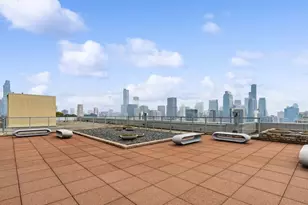 500 W Superior St, Chicago, IL 60654 - Photo 25