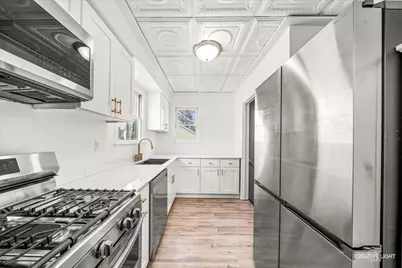 523 Preston Avenue, Elgin, IL 60120 - Photo 5